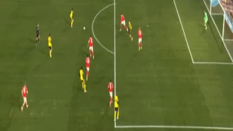 伯利论体育场建设：着眼于未来，若共识难求，将各自为政